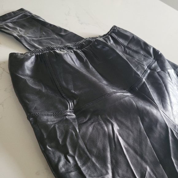 Wilfred Free Daria Pant High-Rise Vegan Leather Faux Black Shiny Leggings Small - Picture 8 of 11